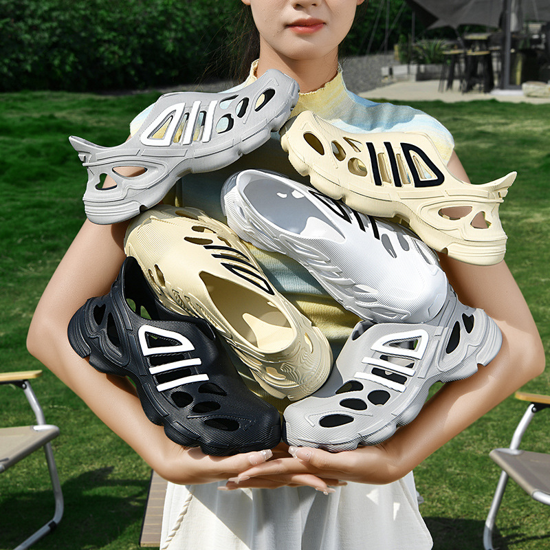 New Cave Shoes Men's Summer Wading Non-slip Personalized Breathable Sandals Sports Leisure Hollow Beach Shoes Wholesale