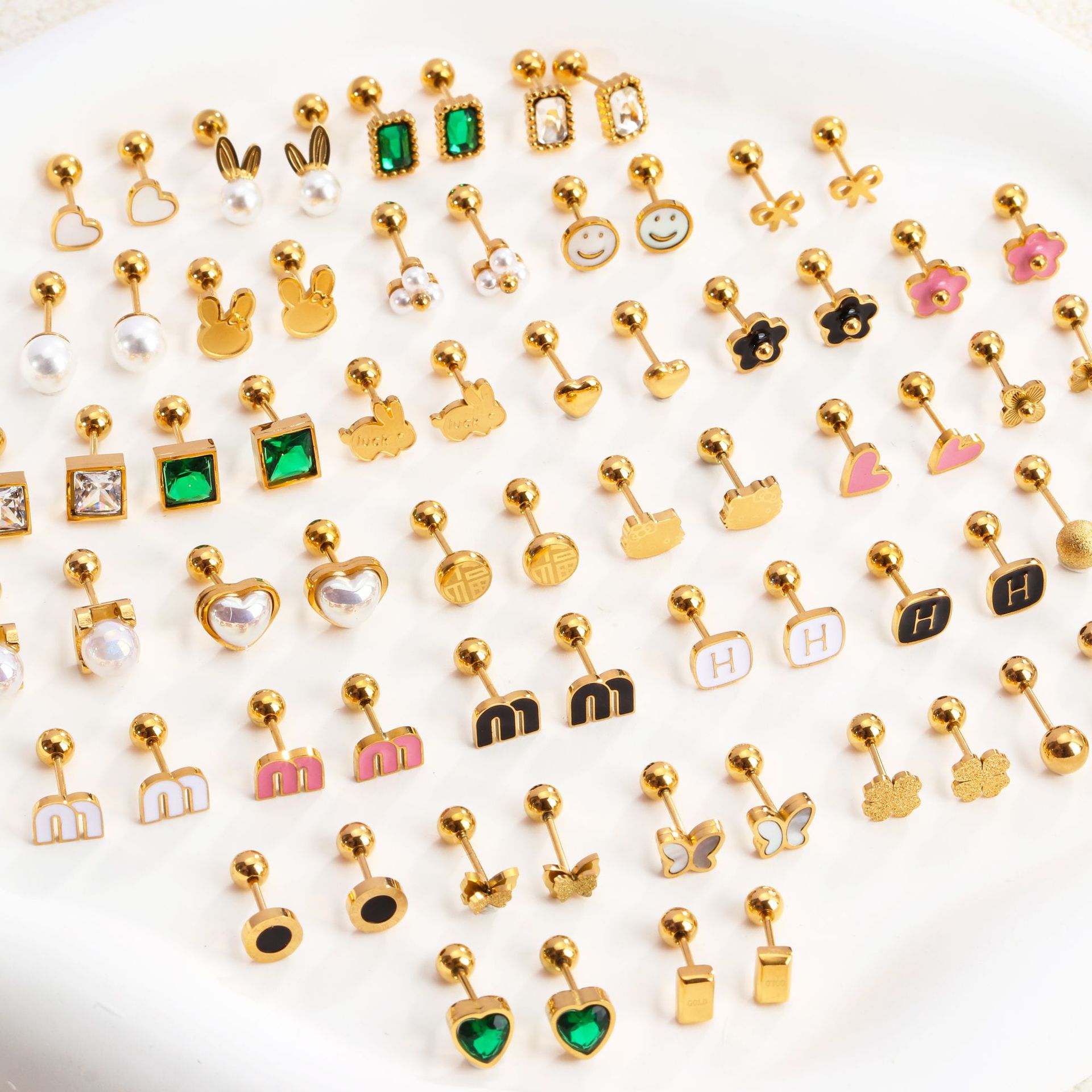 精致耳钉钛钢耳骨钉女耳饰拧螺丝防丢设计高级感秋冬配饰饰品配件