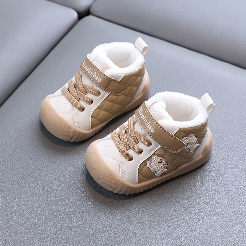 2024 nuevos zapatos de invierno para niños pequeños, dos zapatos de bebé de algodón para niños, suela suave, zapatos de algodón cómodos, zapatos calientes de dibujos animados para niños