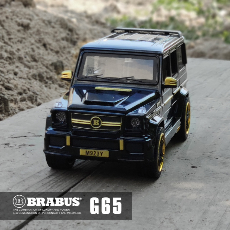 1:24合金车模型合金车大G巴博斯六开门越野车声光玩具外贸