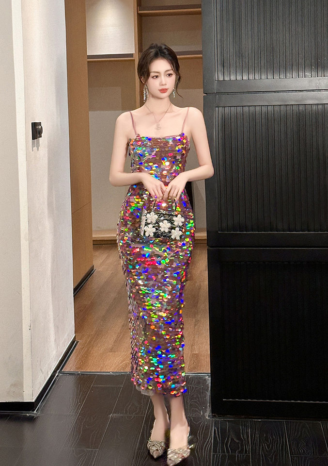 Váy dây đeo dáng ôm body đính sequin lấp lánh dài — Hồng lấp lánh chi tiết 4