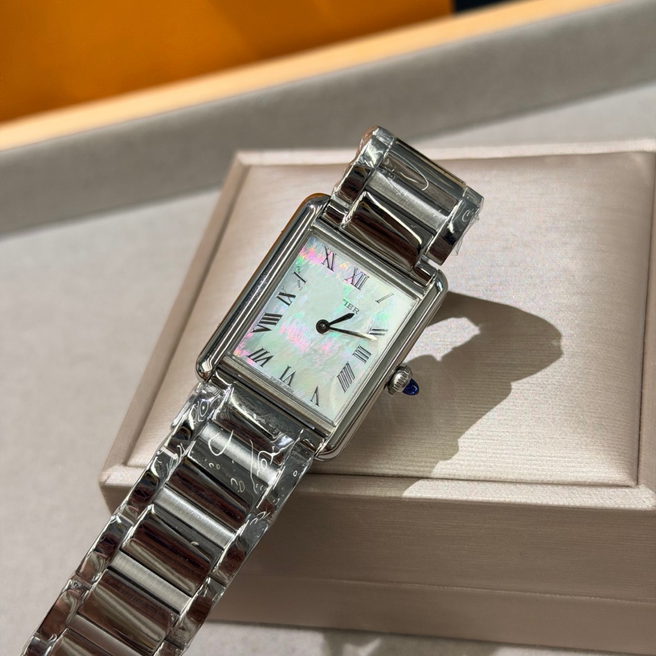 Cartier Tank Square ayollar uchun po'lat tasmali kvarts soati, Vintage Must seriyasi, Zhanxi do'konida ulgurji savdo