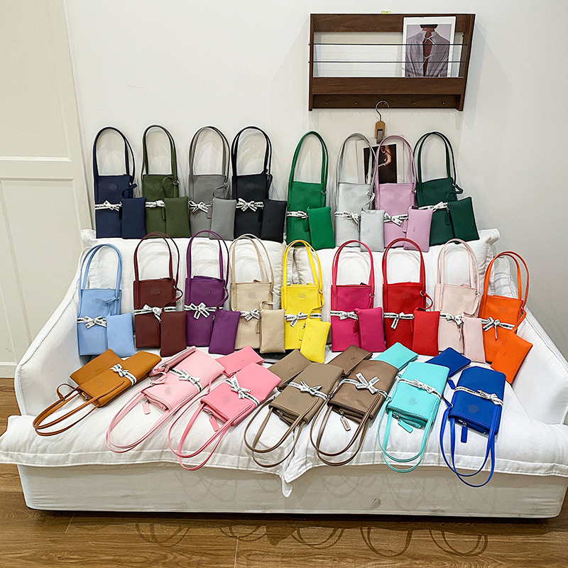 New Fashion Handbag French Crocodile Solid Color Shoulder Bag Women's Shopping Bag Commuting Large Capacity Versatile Tote Bag