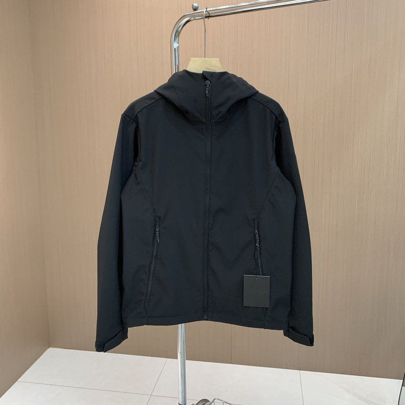 Autumn new outdoor hiking and mountaineering casual letter-embroidered men's hooded softshell jacket ss091710