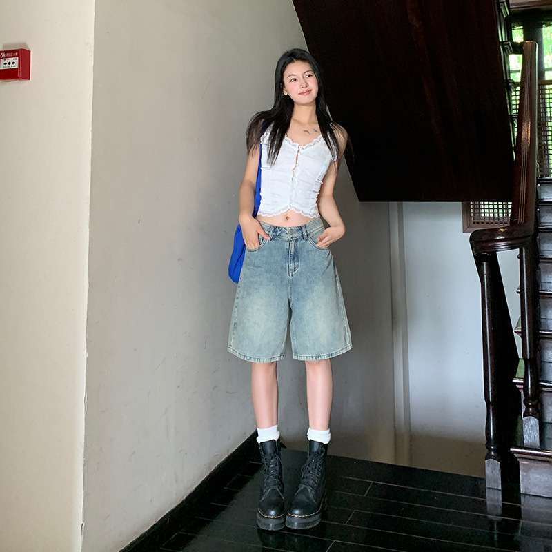 Orange Silk Women's Clothing # American Retro Denim Shorts for Women, New Summer Style, High-Waisted, Loose-Fitting, Slimming Straight-Leg Pants. Orange Silk Women's Clothing # American Retro Denim Shorts for Women, New Summer Style, High-Waisted, Loose-Fitting, Slimming Straight-Leg Pants.