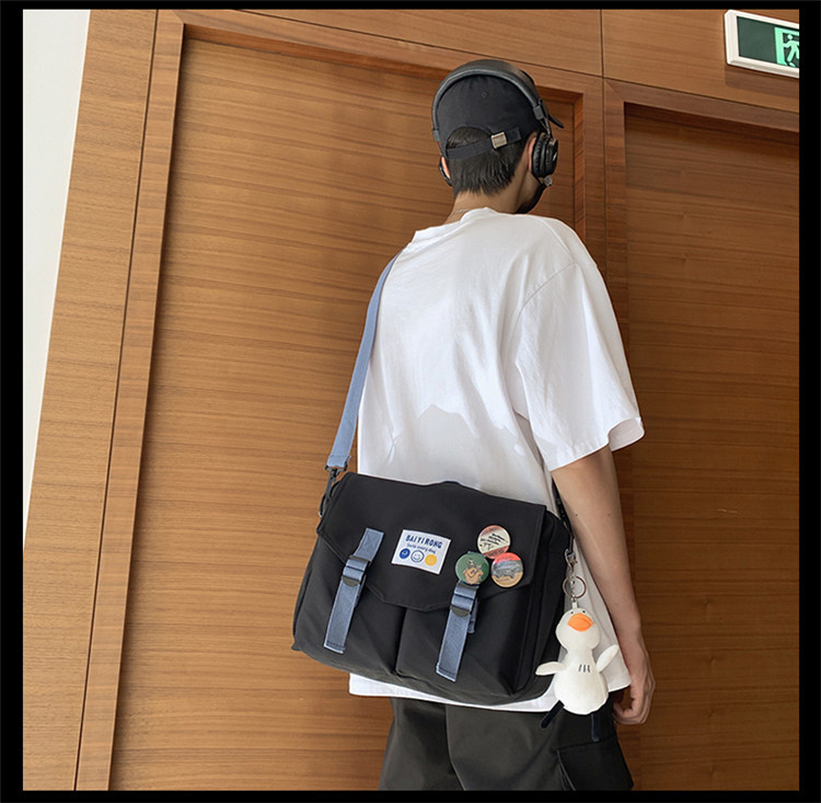 Estilo Coreano Ins Gran Capacidad Estudiante Retro Bolsa De Mensajero De Moda Estilo Japonés Harajuku Chica Encantadora Chica Un Hombro Bandolera display picture 12