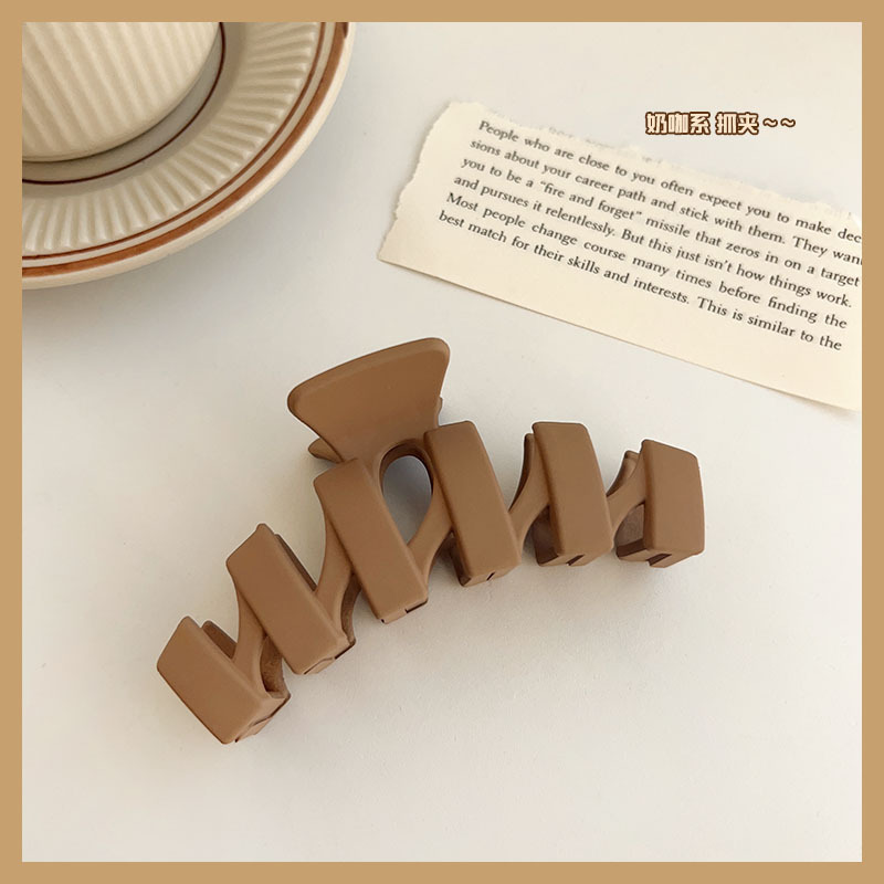 Clip de pelo Maillard clip de pelo grande de la mujer clip de tiburón clip de cabeza de nuevo tocado Internet celebridad 2023 Nueva horquilla