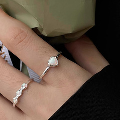 小眾設計簡約小愛心歐泊石戒指女極簡風時尚個性百搭高級感冷淡風