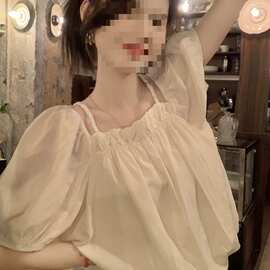 短款一字肩泡泡袖雪纺衬衫女夏韩版娃娃衫露肩上衣女装小清新