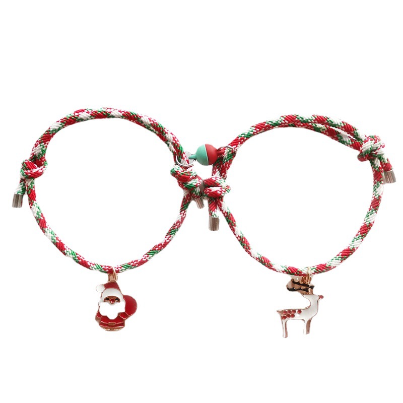 Unisex pair of red and green love bracelets for Christmas and New Year, simple niche design, magnets for girlfriends_voghion.com