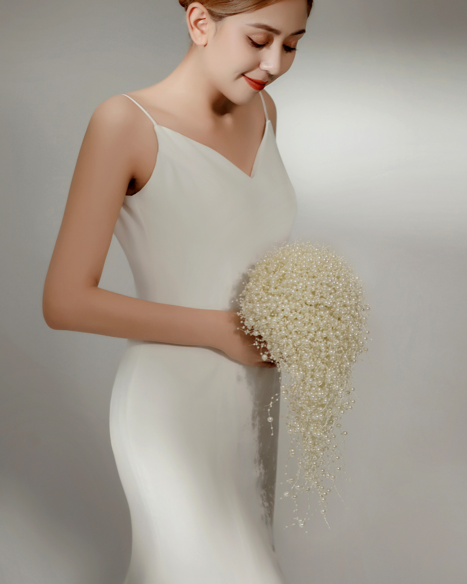 Bridal Handmade Pearl Gypsophila Bouquet Bridal Wedding Accessories display picture 4