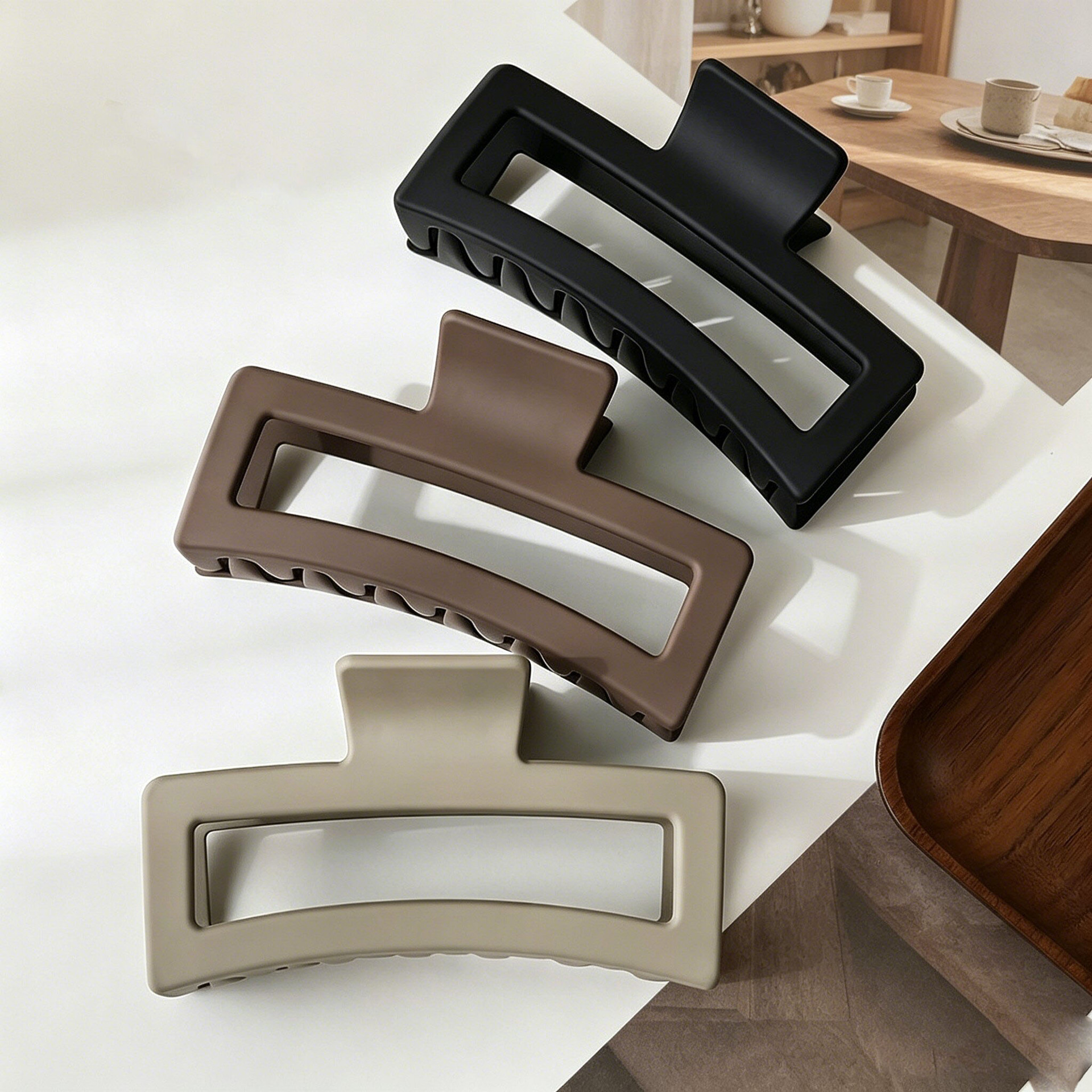 Square-Shaped Extra-Large Hair Clip for Thick Hair, Extra-Large Shark Clip for Women, Hair Clip for the Back of the Head That Doesn'T Damage Hair