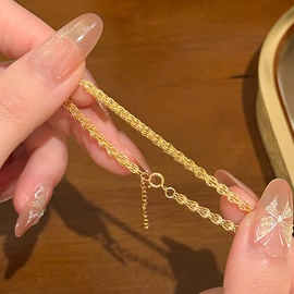 戒指;耳钉;手链