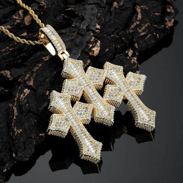 fashionable copper pendant