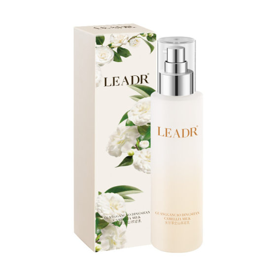Goddess beauty light licorice Camellia moisturizing lotion moisturizing moisturizing moisturizing Brightening Lotion suit female genuine goods
