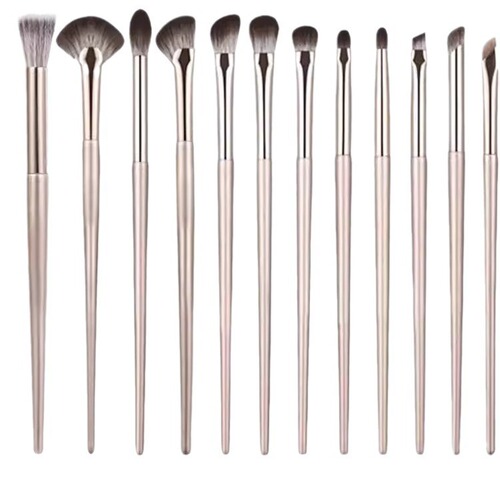 15 pieces of gilded eye brushes, eye shadow brush set, portable bag, complete set of brushes and makeup brushes in stock, one piece on behalf of you.
