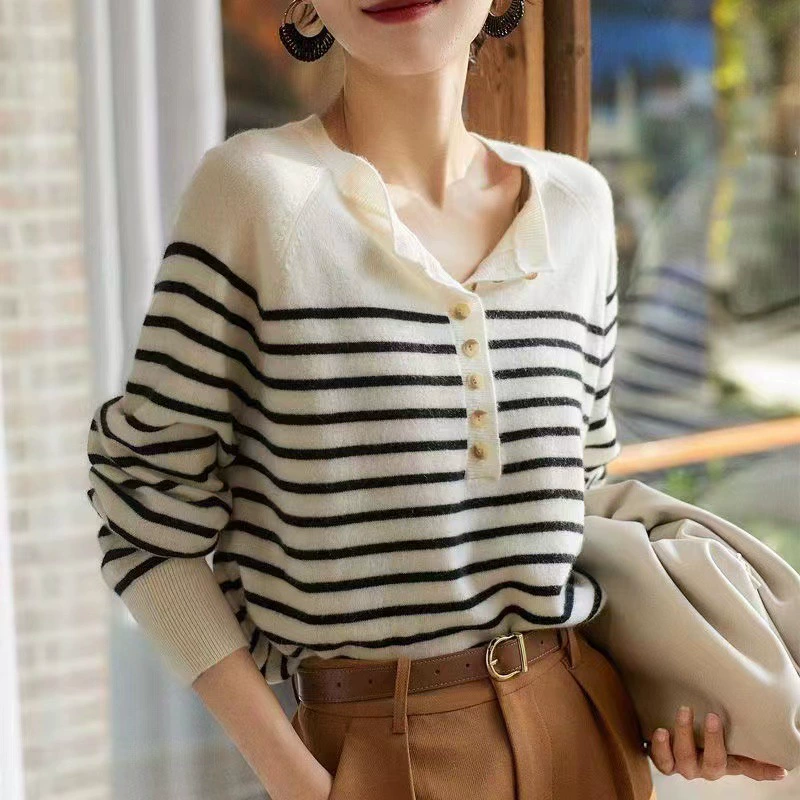 Knitted autumn sweater, Korean style