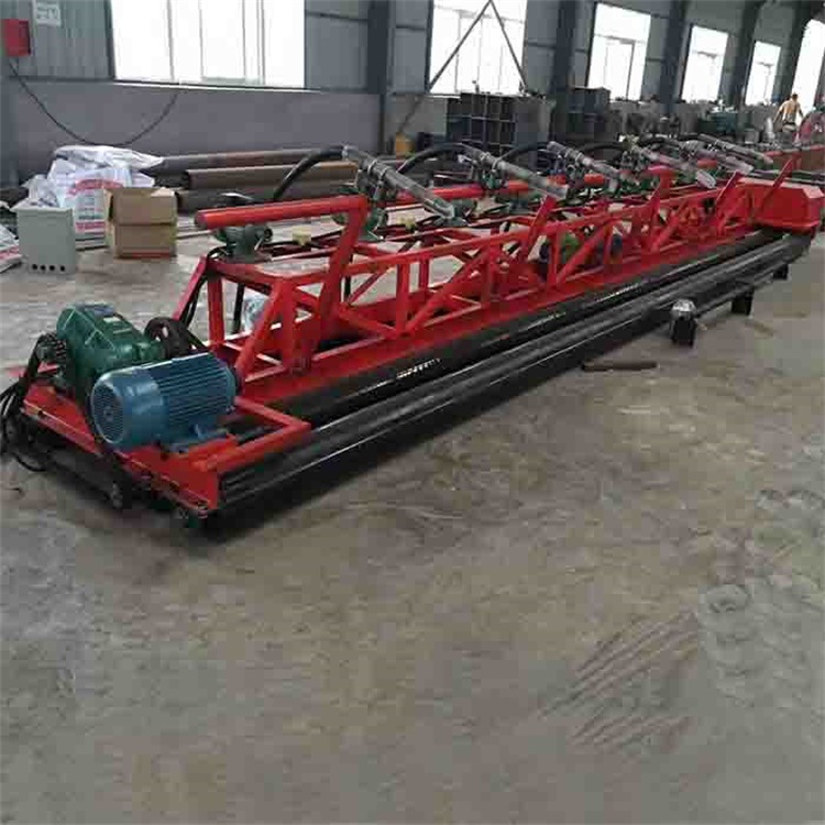 1隧道地面混凝土摊铺机 三辊轴四滚轴摊铺机 隧道滚轴整平机