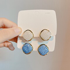 フレンチレトロな幾何学的なメタルマーブルイヤリング女性用韓国スタイル多用途ファッション925シルバー針イヤリングイヤリング