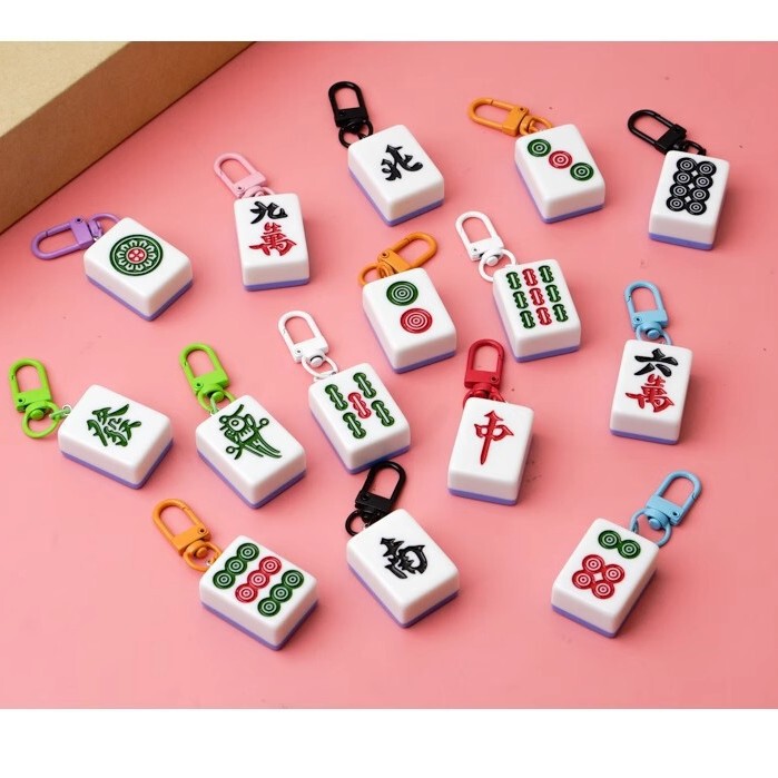 Creative Mahjong Pendants, Activities, Festivals, New and Unique Interesting Gadgets, Car Keys, Multifunctional Accessories, and Gifts