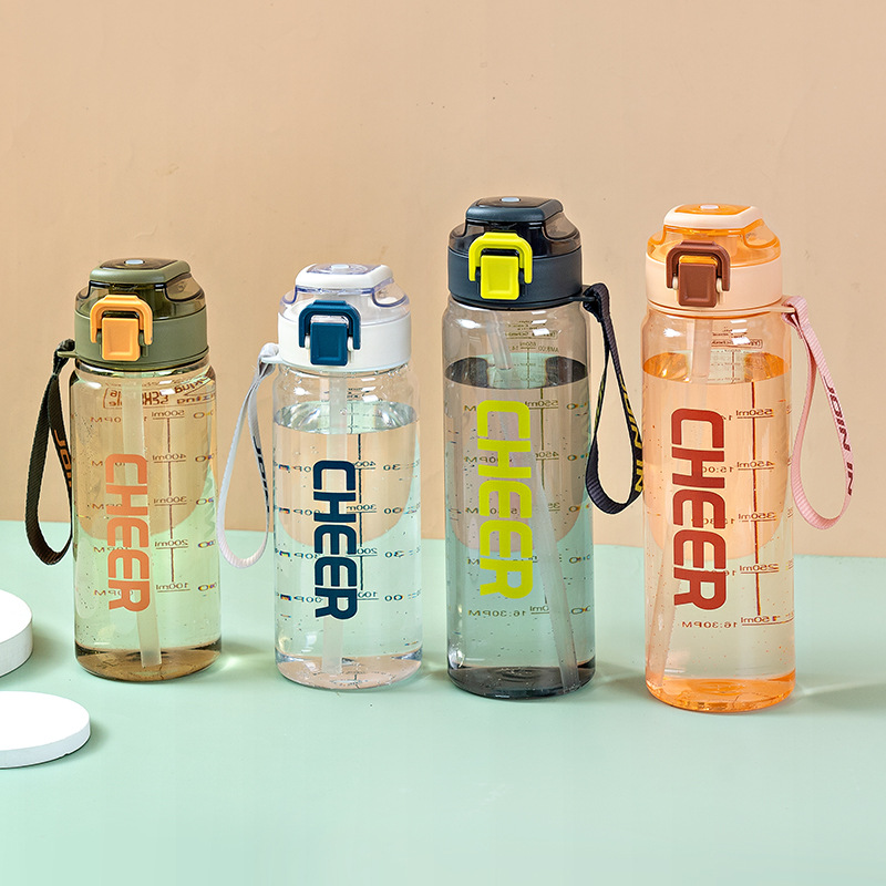 Yuntong 24 nuevos deportes taza de plástico 900ml portátil estudiante niños escuela deportes hervidor de agua potable directa taza fabricante