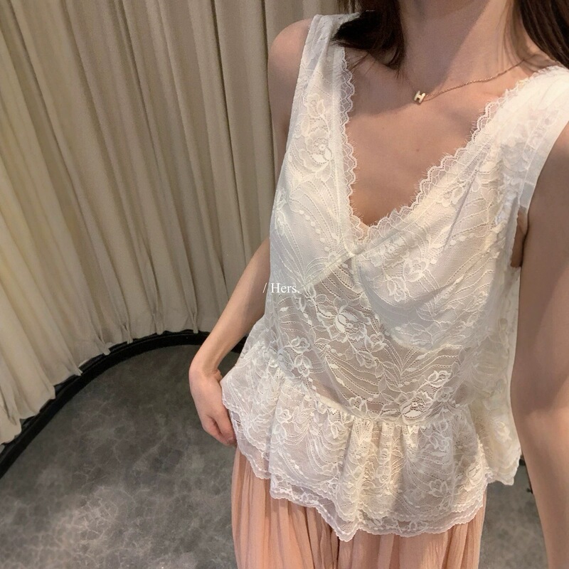 Hers Sweet Summer Korean Style Lazy Lace Patchwork Youthful V-Neck Tank Top Women's Clothing 80586 Hers Sweet Summer Korean Style Lazy Lace Patchwork Youthful V-Neck Tank Top Women's Clothing 80586
