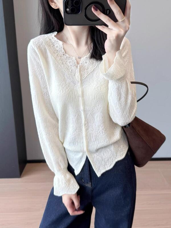 Full Screen Exquisite Sense ~ French Style Mulberry Silk + Wool V Neck Lace Embroider Lace Knitted Autumn and Winter G111013