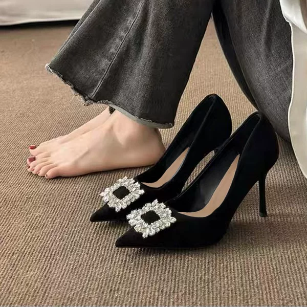Black Pure Elegance High Heels Women's Stiletto 2026 New Style Rhinestone Pointed Toe French Professional Work Shoes Commuting Women's Shoes