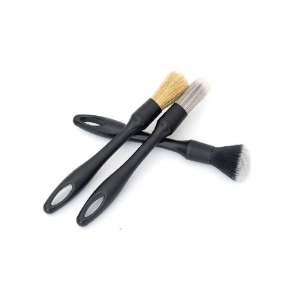 set, including a soft-bristled brush, a crevice: Car cleaning tools