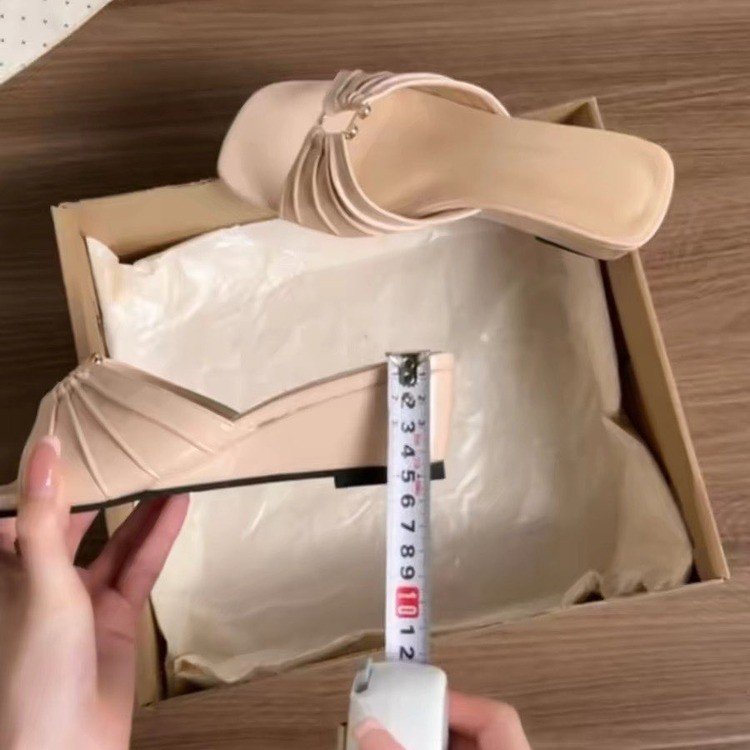 Suave estilo francés plegado pendiente con zapatillas de verano para mujeres 06 nuevo con falda antideslizante desnudo zapatillas frías image 2