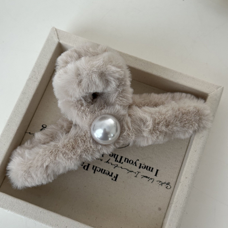 Herbst und Winter Plüsch Haarnadel Kopfschmuck weibliche Perle Haarspange Hinterkopf Haarspange große Haifisch-Clip Subnetz rot Hochsteckfrisur Haar Haarnadel_voghion.com