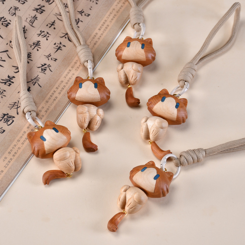 Gold Sandalwood and Maple Wood Combined Cat Wood Carving Pendant, Cute Cat Car Key Ornament, Wooden Craft Wholesale Gold Sandalwood and Maple Wood Combined Cat Wood Carving Pendant, Cute Cat Car Key Ornament, Wooden Craft Wholesale