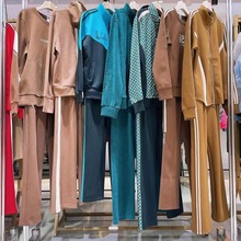 ������������ɫ�\�����e���b�ﶬ�r�к��s��a����ɼ��׌��wֱ��