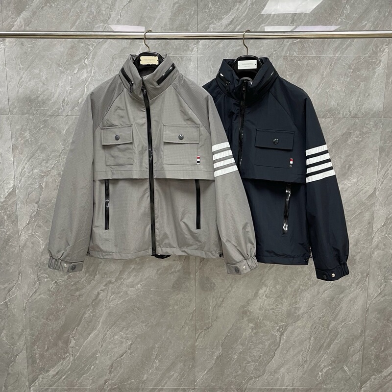 Factory direct TB autumn jacket with stowable hood, four stripes, windproof stand-up collar, multi-pocket design