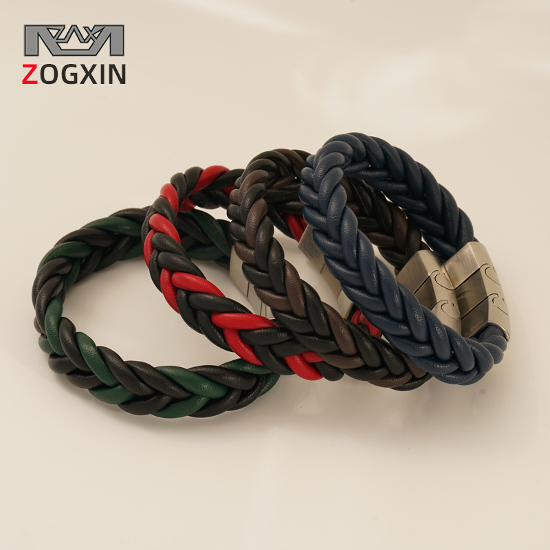 Nueva pulsera tejida de color Pulsera de cuerda de cuero para hombre de moda Botón magnético de acero inoxidable Pulsera de pulsera retro europea y americana