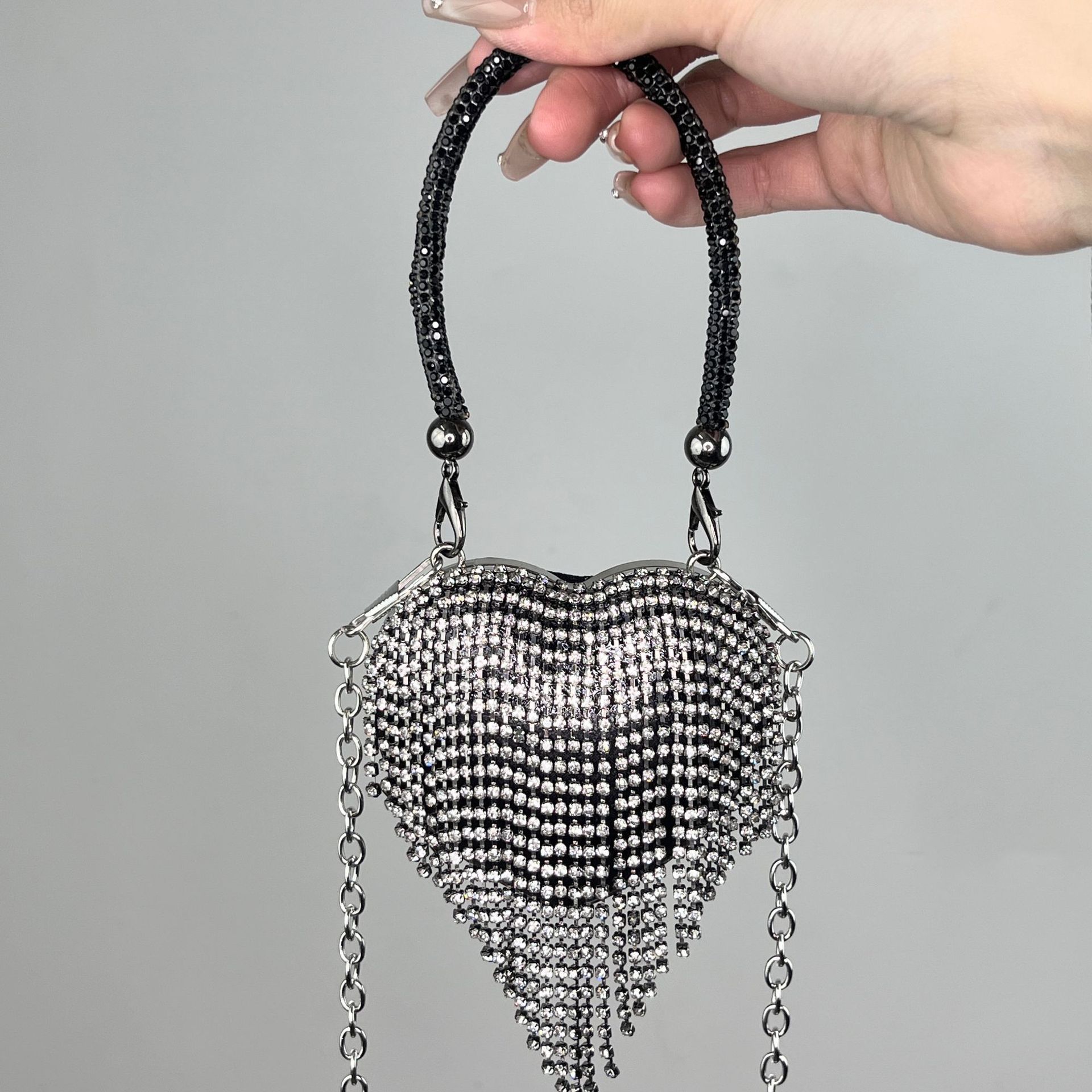 Black Tassel Love Portable