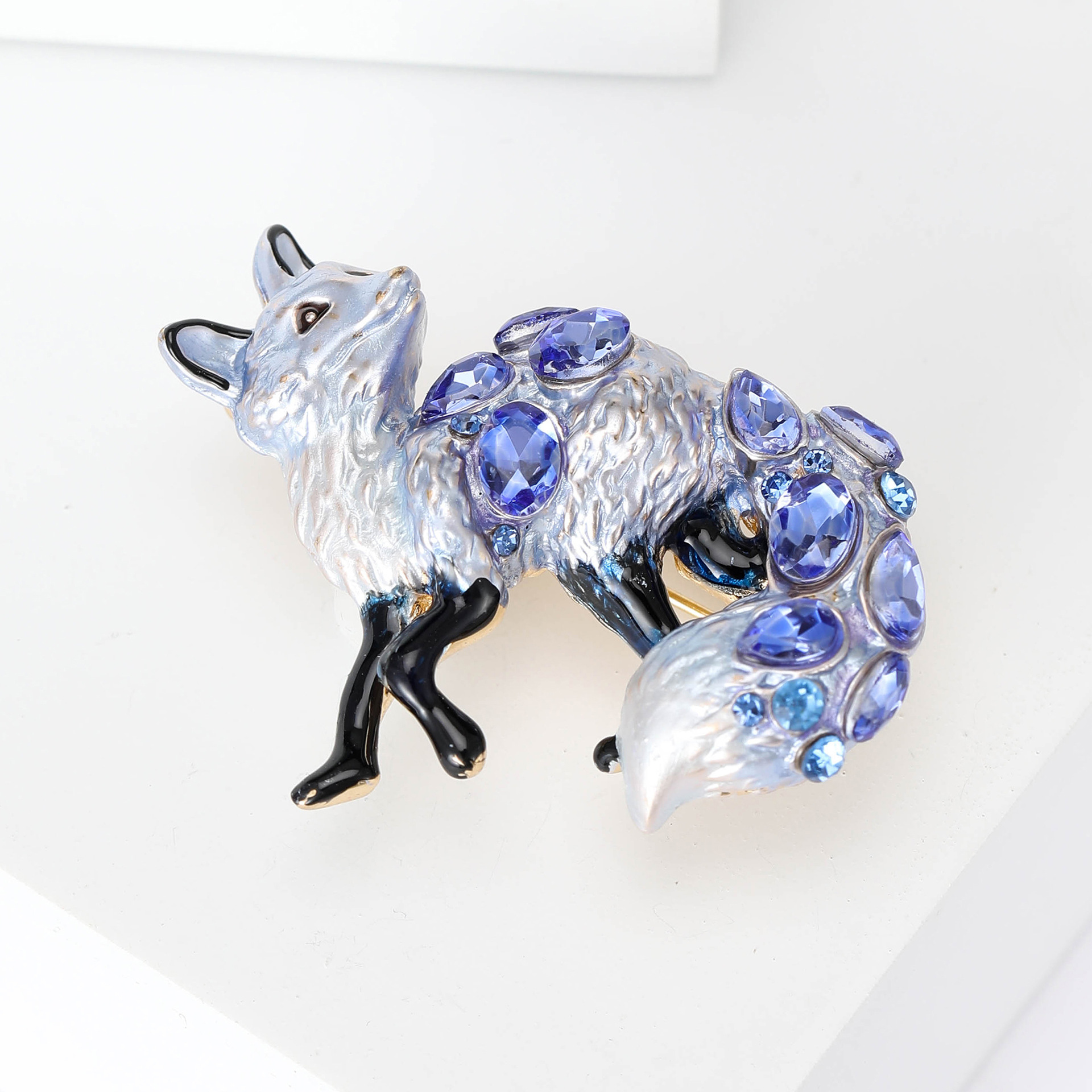 15g Weight Brooches Classification Holiday, Banquet Occasion Alloy Material Fox Pattern Women's Gender Casual, Elegant, Lady Style Casual Elegant Lady Pin Fox Alloy Women's Brooches 5