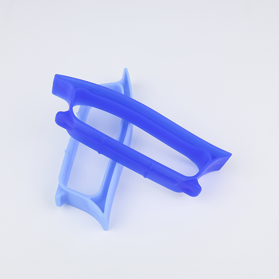 Fábrica de fuente al por mayor 1 galón mango lateral de agua mineral mango lateral de plástico barril pe mango lateral nuevo material de producción