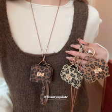 皮革豹纹饰品包包可拆卸吊坠项链欧美百搭锁骨链轻奢高级感毛衣链
