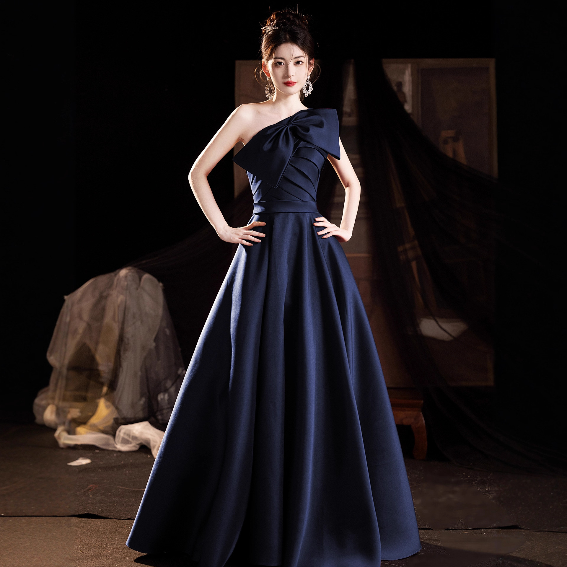 Blue High-End Evening Dress for Women 2026 New Style Banquet Vocal Art Exam Stage Performance Host Annual Meeting High-End Feel