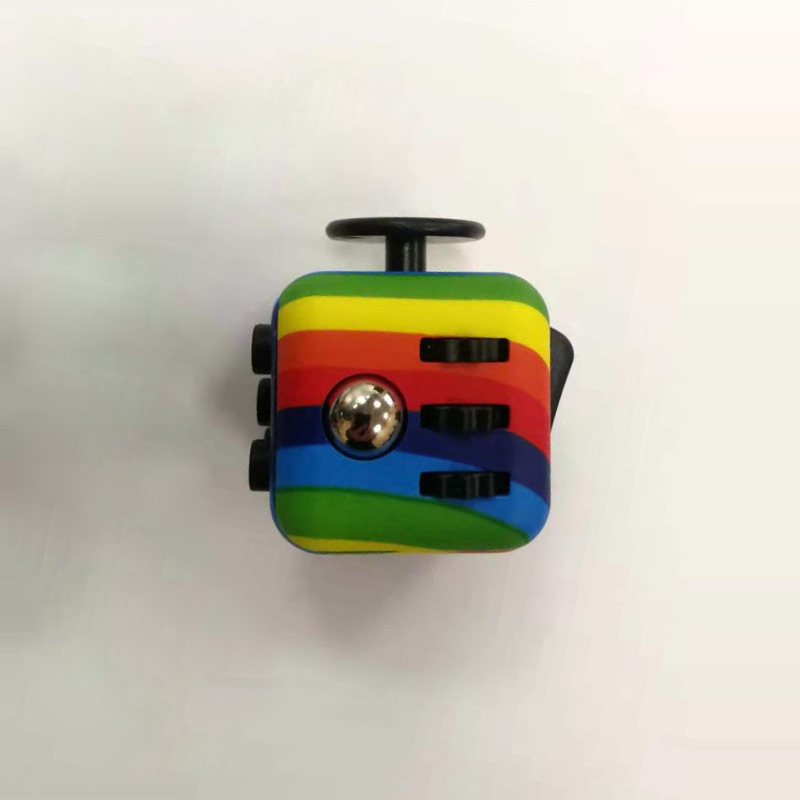 감압 큐브-무지개