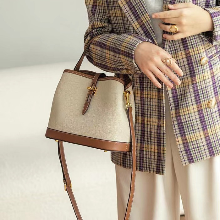 Borsa a secchiello a tracolla da donna in vera pelle di qualità_voghion.com