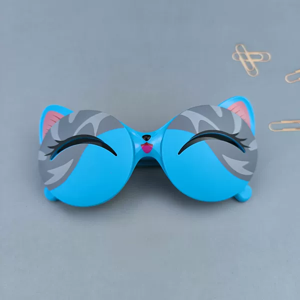 Fascinating Cat Blue-Flip
