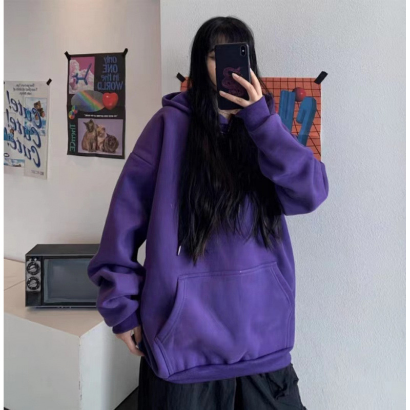 진한 보라색