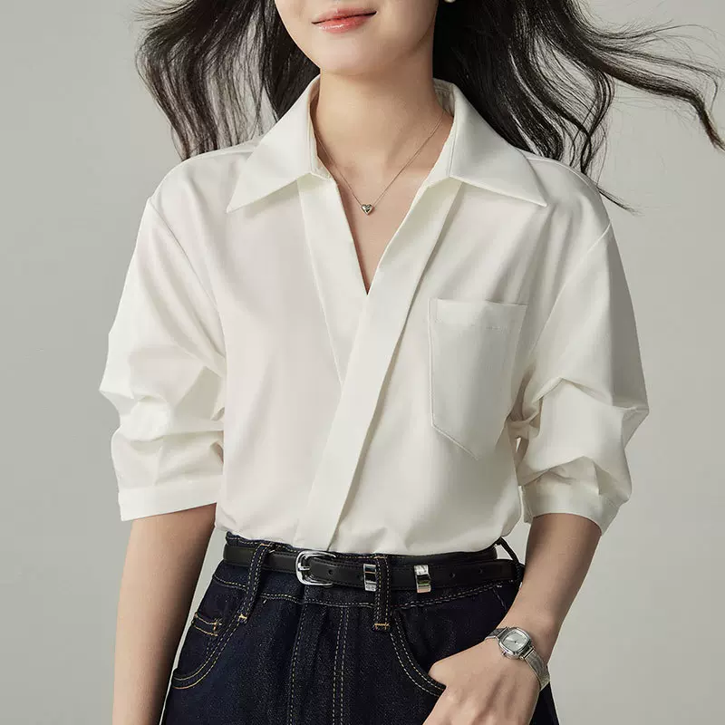 衬衫女2025春秋夏季新款法式小众设计感气质减龄V领短袖中袖衬衣