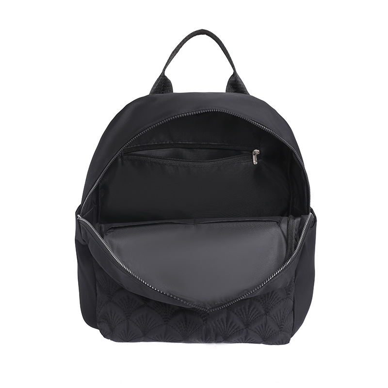 2023 primavera nuevo estilo casual damas mochila de nailon moda simple de gran capacidad bordado mochila de viaje al por mayor