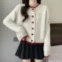 拼色长袖爱心春秋毛衣