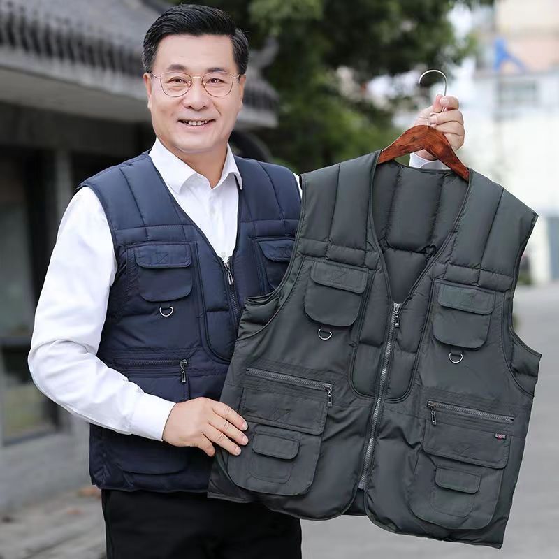 Papá de mediana edad con chaleco de pesca de bolsillo de invierno de otoño caliente al aire libre de algodón para hombres