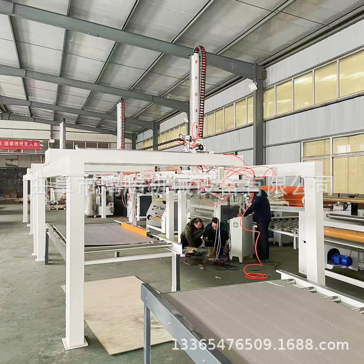 鸿腾木饰面全自动冷胶贴面机密度板双面贴纸机彩钢板保护膜覆膜机