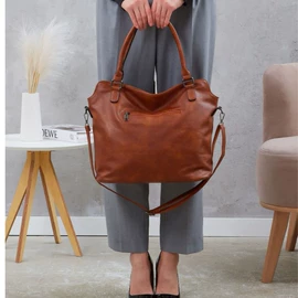 女士斜挎包;女士单肩包;女士手提包